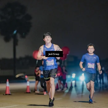 Runner Photo 7504555