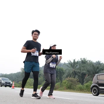 Runner Photo 7504556