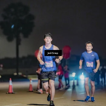 Runner Photo 7504558
