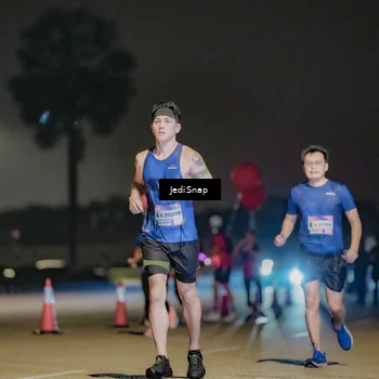 Runner Photo 7504559