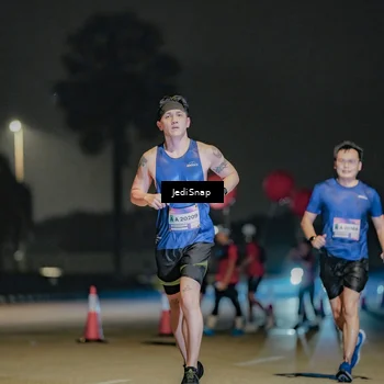 Runner Photo 7504562