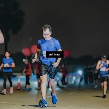 Runner Photo 7504566
