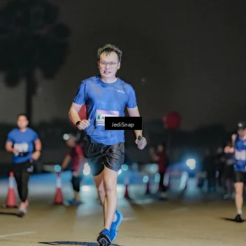 Runner Photo 7504568