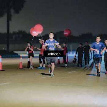 Runner Photo 7504580