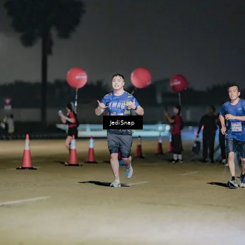 Runner Photo 7504584