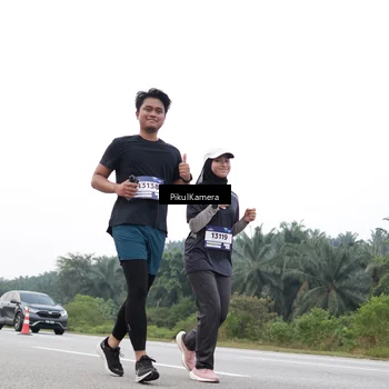 Runner Photo 7504594