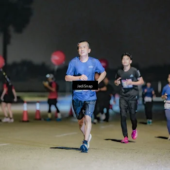Runner Photo 7504601