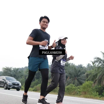 Runner Photo 7504611