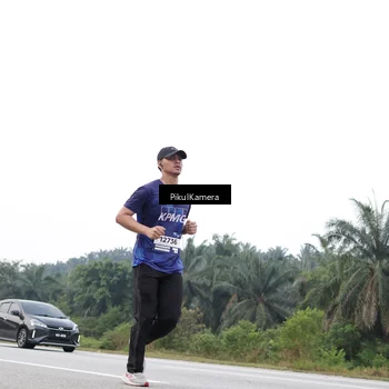 Runner Photo 7504615