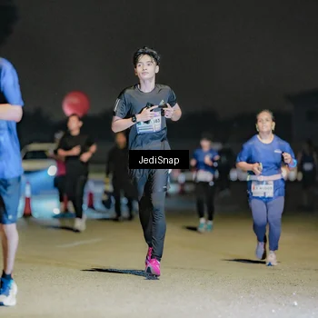Runner Photo 7504634