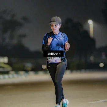 Runner Photo 7504641