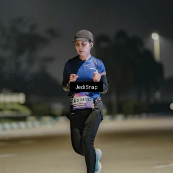 Runner Photo 7504644