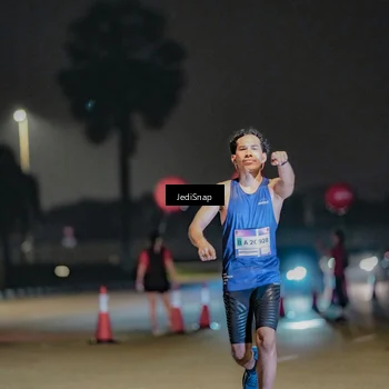 Runner Photo 7504649