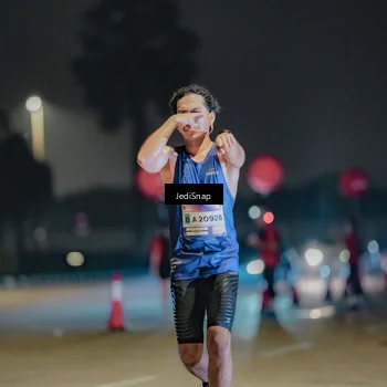 Runner Photo 7504650