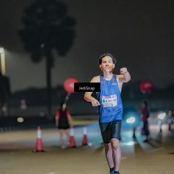Runner Photo 7504651