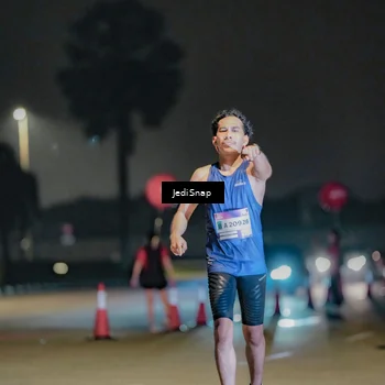 Runner Photo 7504653
