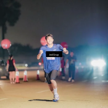 Runner Photo 7504660
