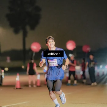 Runner Photo 7504663