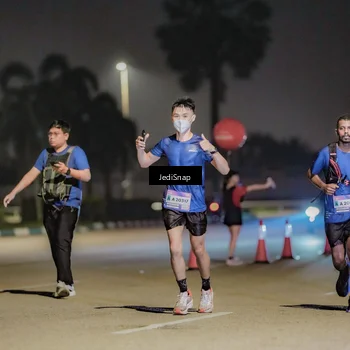 Runner Photo 7504669