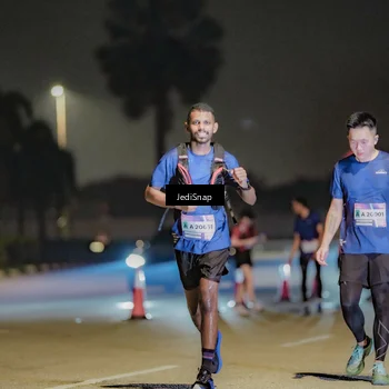 Runner Photo 7504678