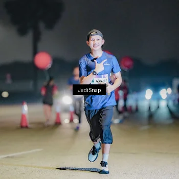 Runner Photo 7504697