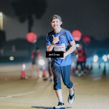 Runner Photo 7504698