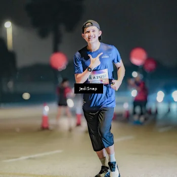 Runner Photo 7504699