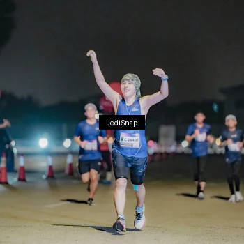 Runner Photo 7504722