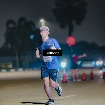 Runner Photo 7504742