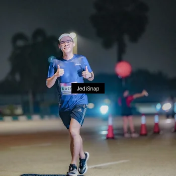 Runner Photo 7504745