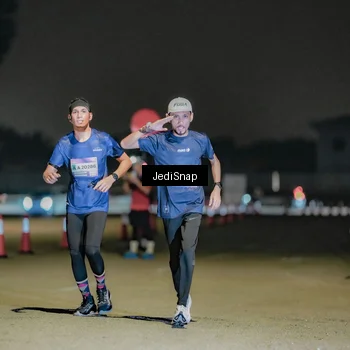 Runner Photo 7504746