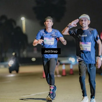 Runner Photo 7504752