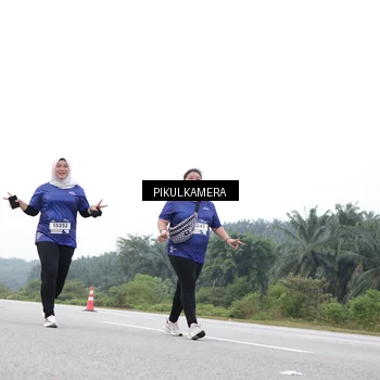 Runner Photo 7504794