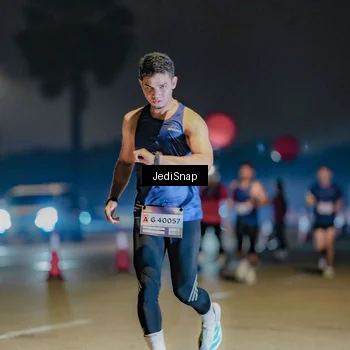 Runner Photo 7504796
