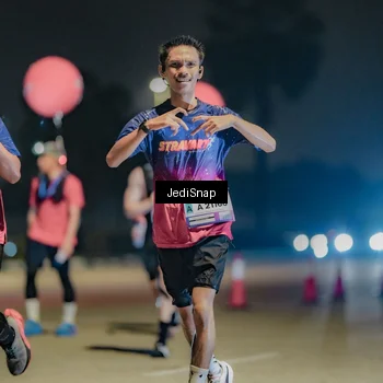 Runner Photo 7504837