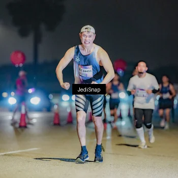 Runner Photo 7504845