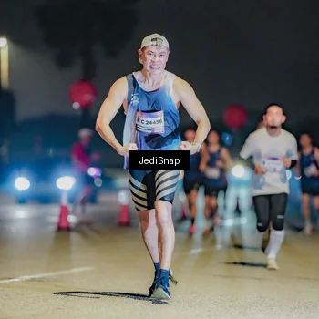 Runner Photo 7504846