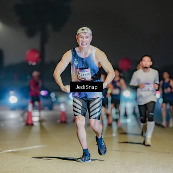 Runner Photo 7504849
