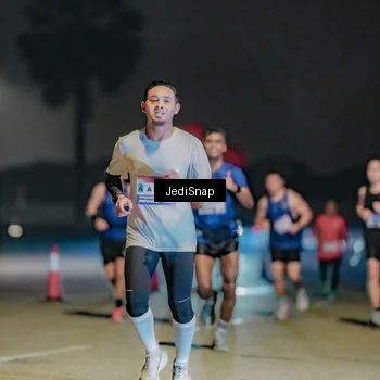 Runner Photo 7504853