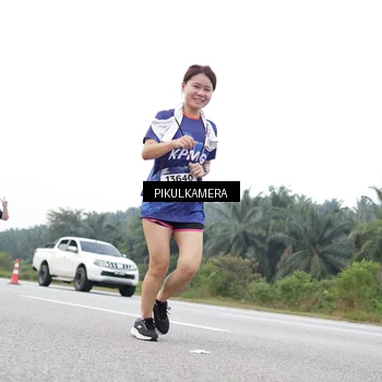 Runner Photo 7504854