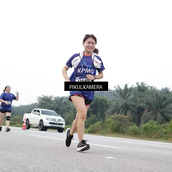 Runner Photo 7504857