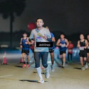 Runner Photo 7504858
