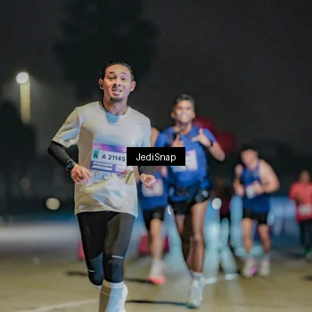 Runner Photo 7504859