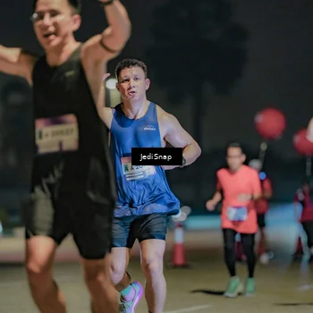 Runner Photo 7504875