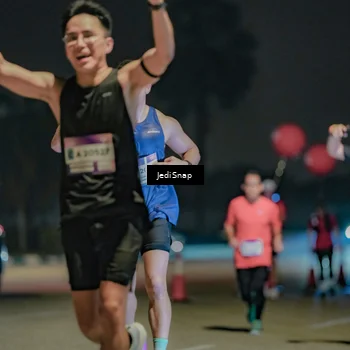 Runner Photo 7504879