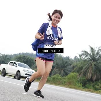 Runner Photo 7504890