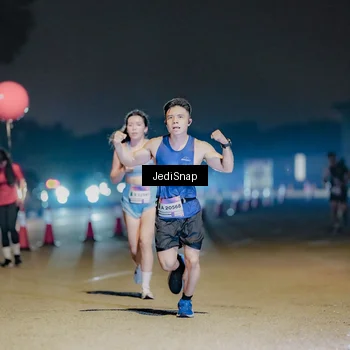 Runner Photo 7504894