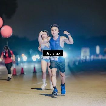 Runner Photo 7504895