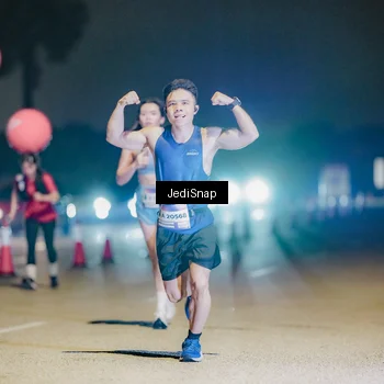 Runner Photo 7504900