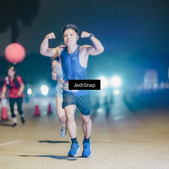 Runner Photo 7504901